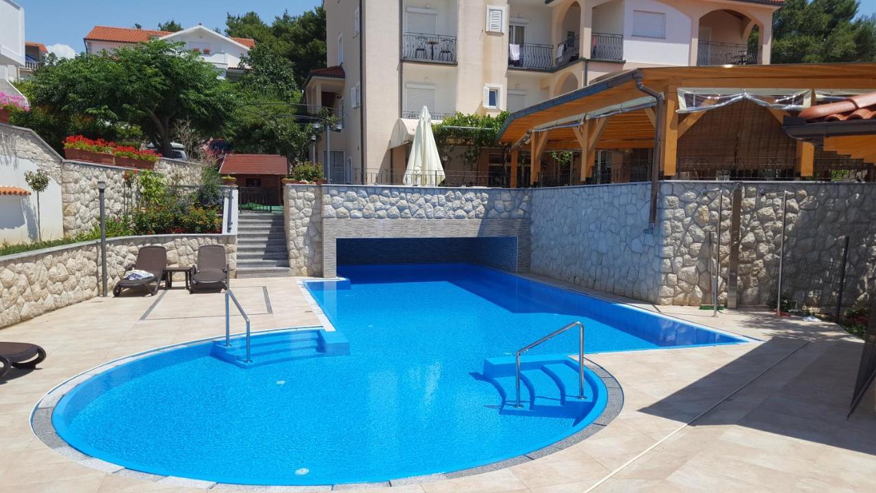 Ferienwohnung Pansion Dragica Rab Town Exterior foto